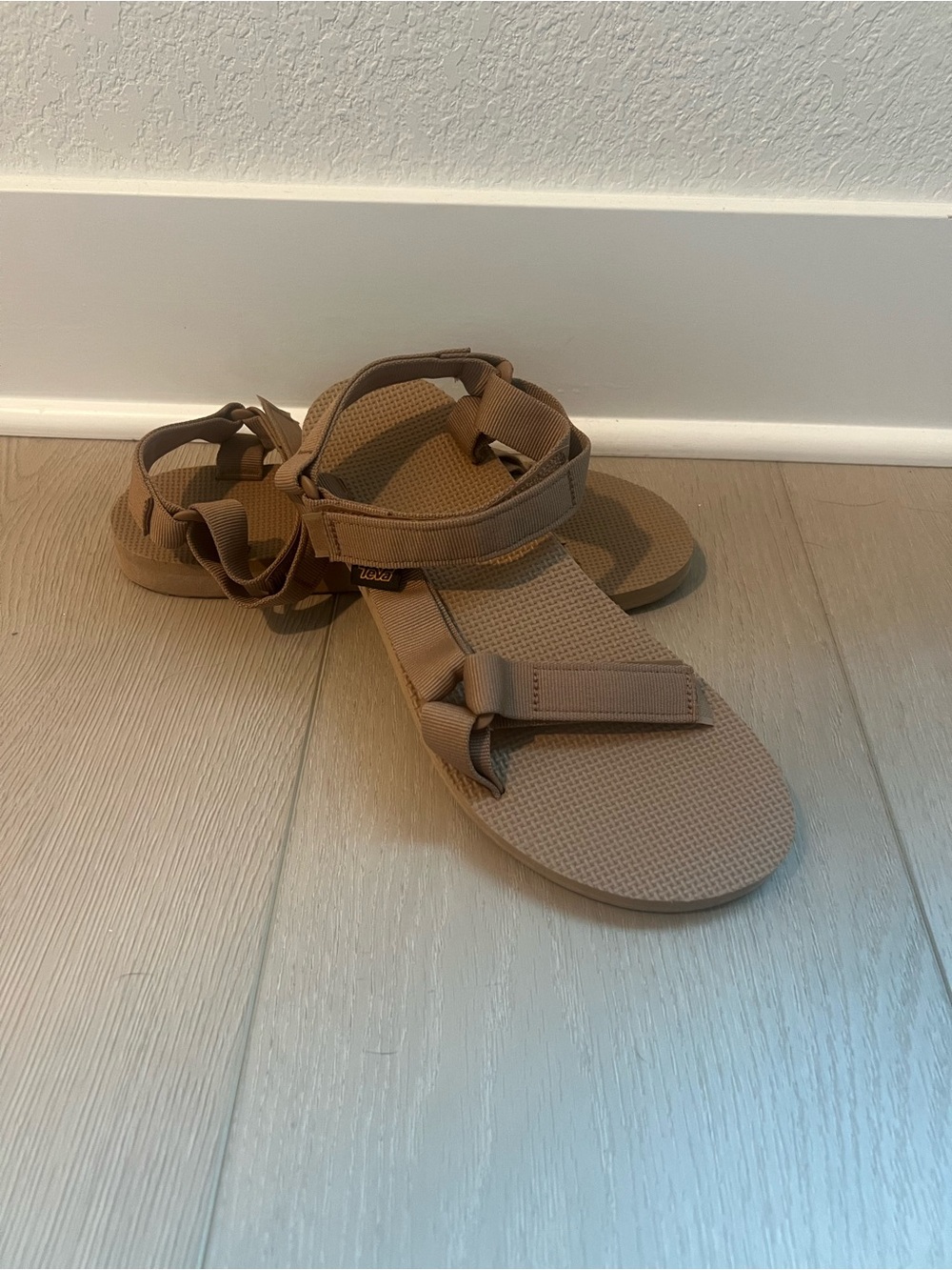 Teva Original Universal Sandals Women’s Size 10 Taupe Sport Outdoor